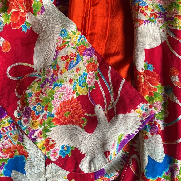 Antique Silk Crepe Kimono - Picture 4 of 4